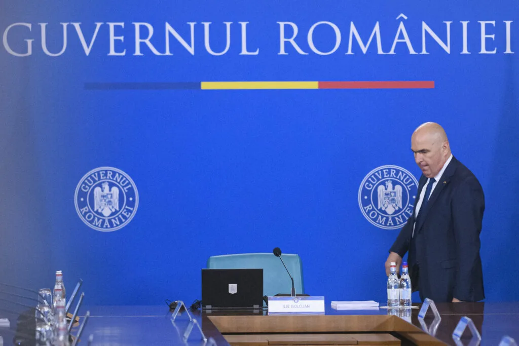 Ședință extraordinară de Guvern pentru adoptarea legii cumulului pensie-salariu la stat