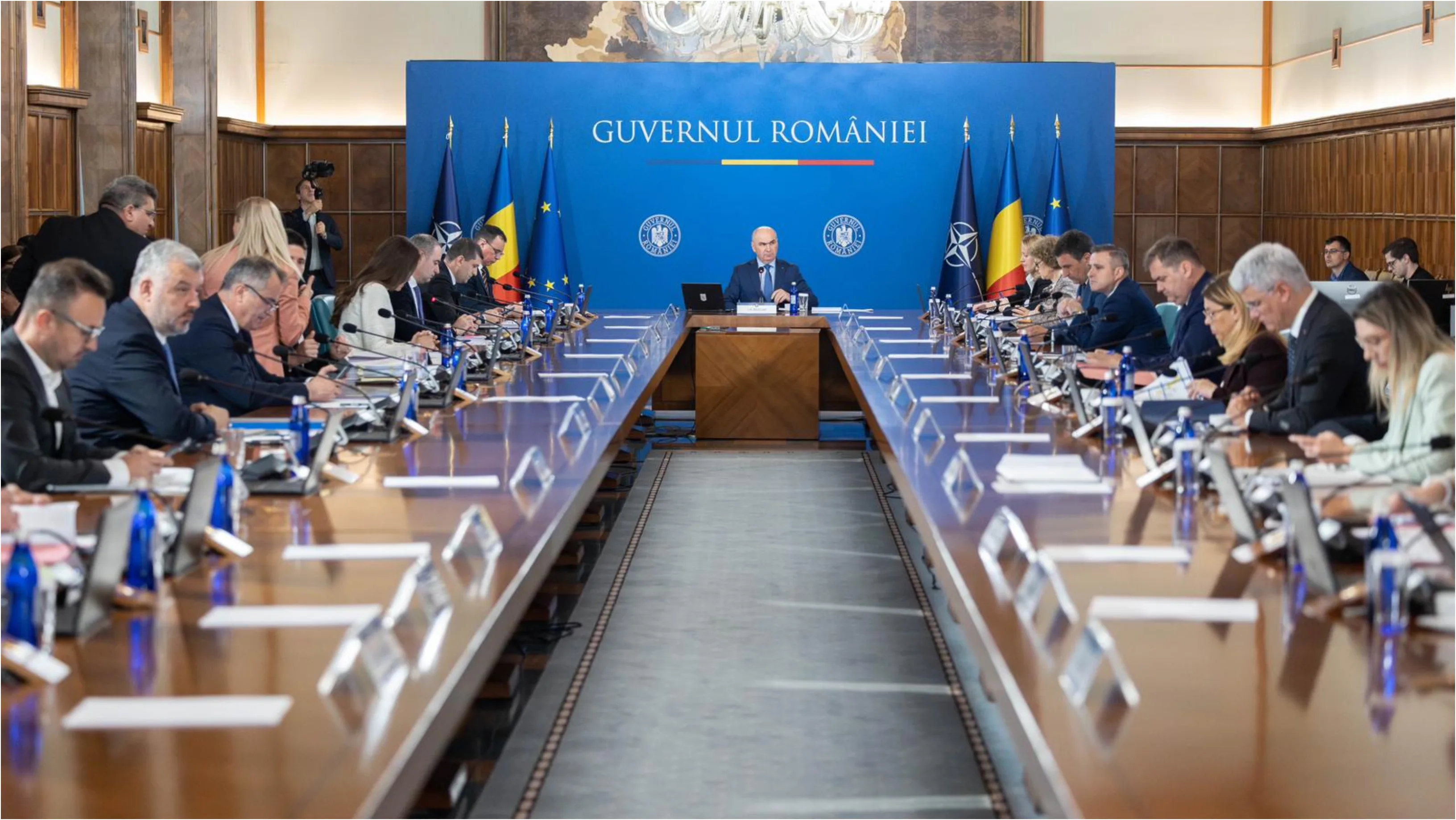 Miniștrii PSD au demisionat în bloc din Executiv. Ce urmează