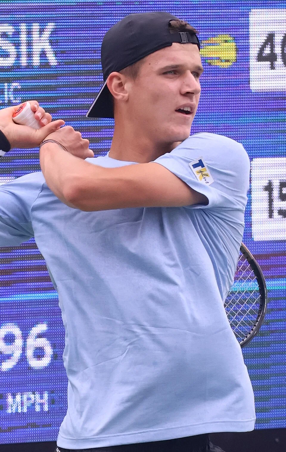 Jakub Mensik, prăbușit pe zgură la Roland Garros 2026
