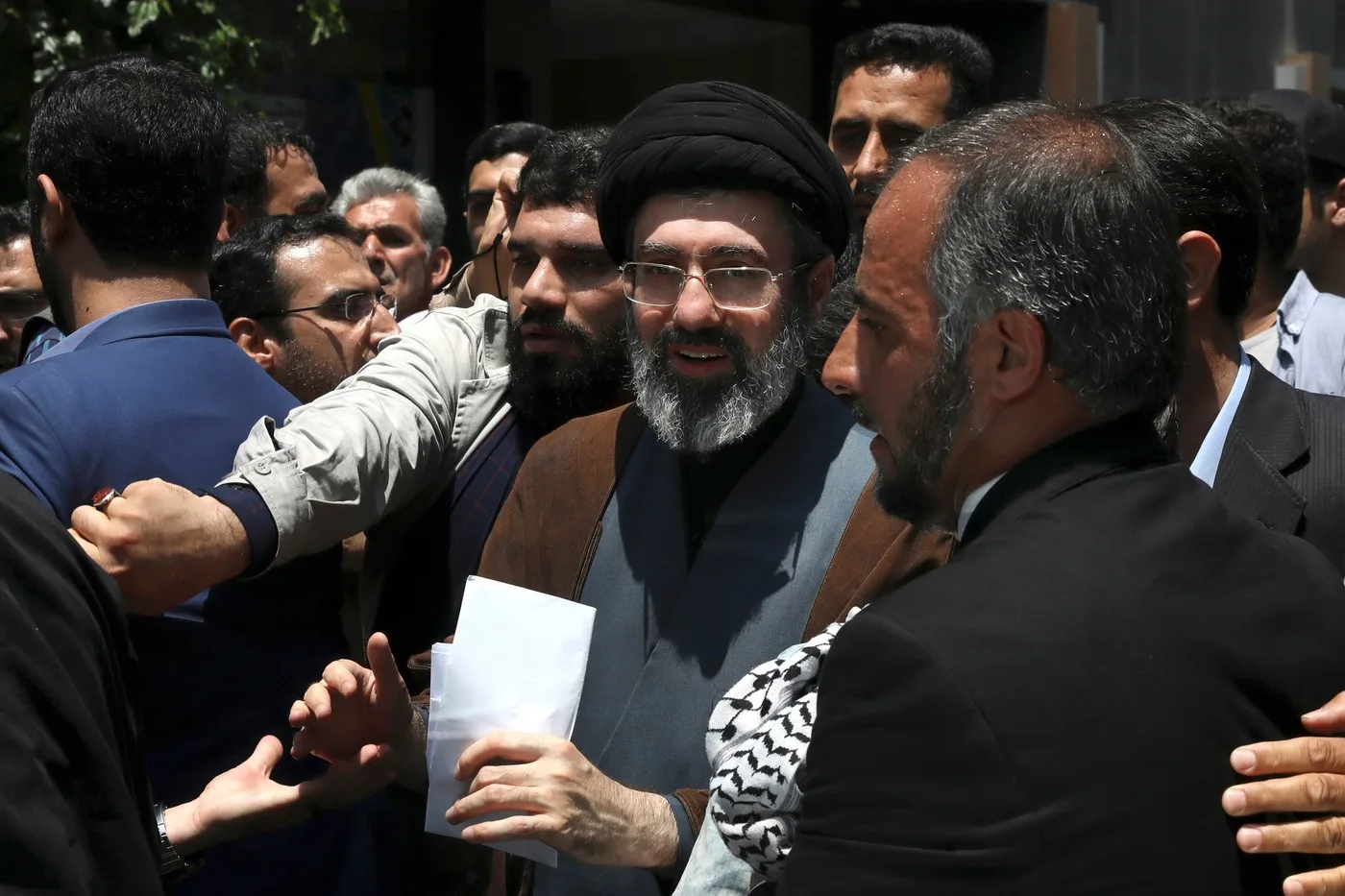 Mojtaba Khamenei în contextul schimbării conducerii supreme din Iran