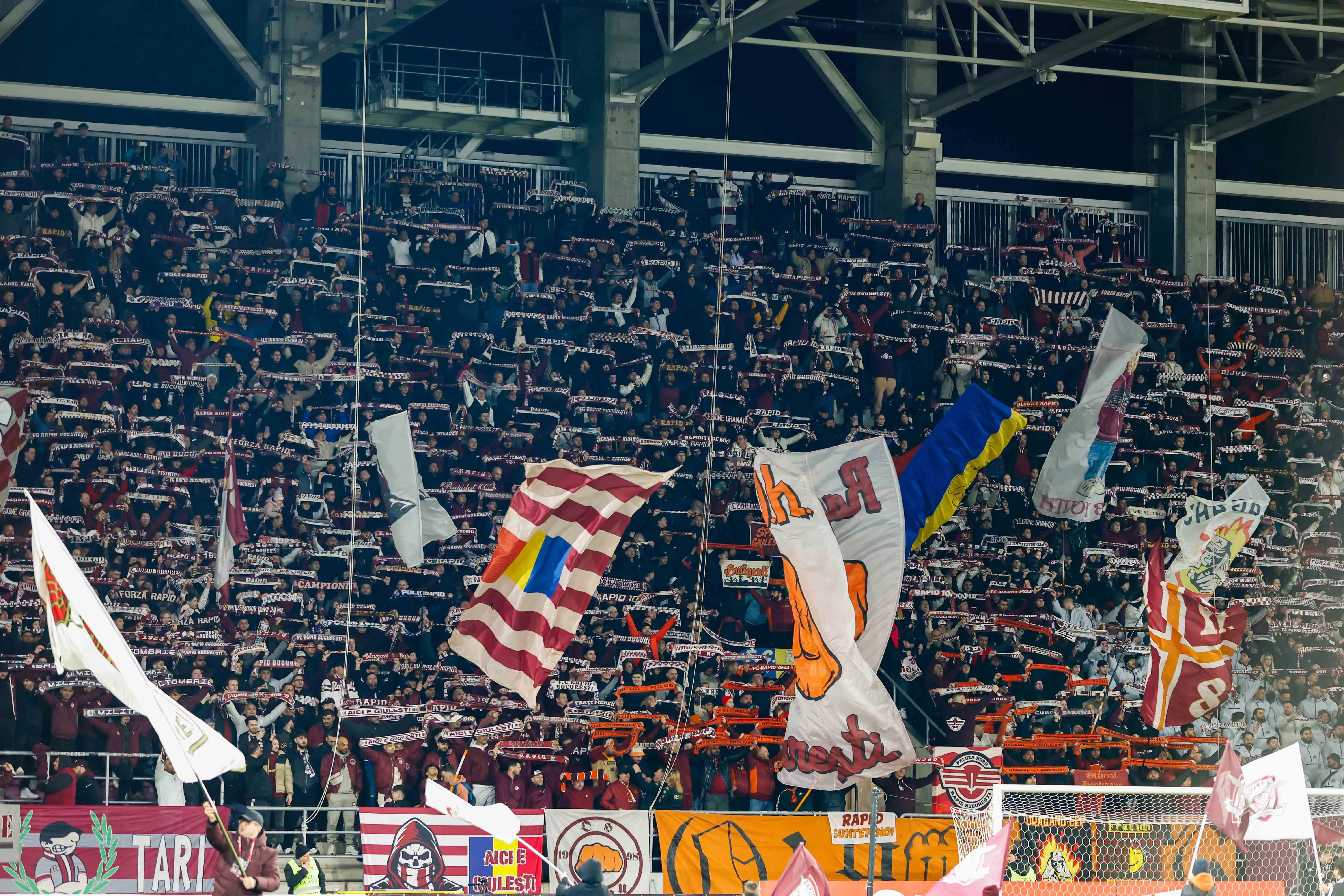 Arbitru oprește meciul pe stadion după incident cu substanță iritantă