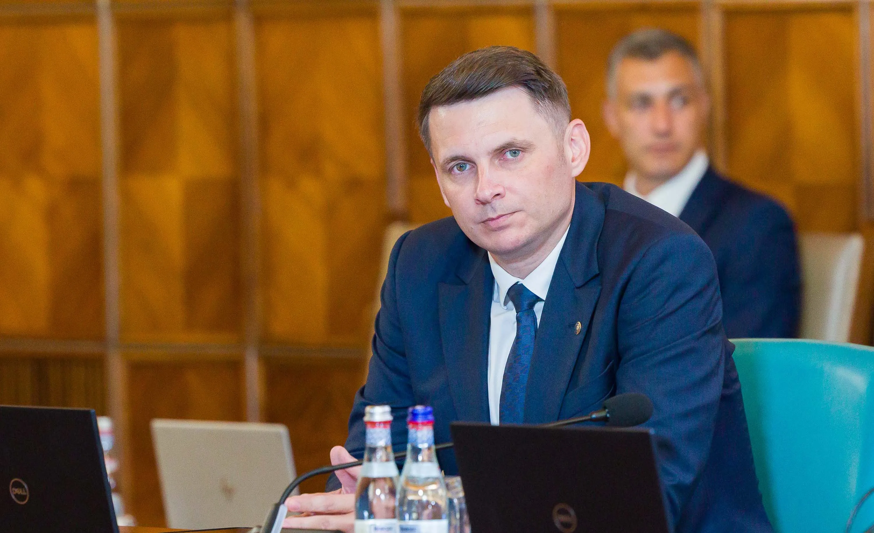 Mircea Abrudean discutând despre tensiunile politice din Coaliție și PSD