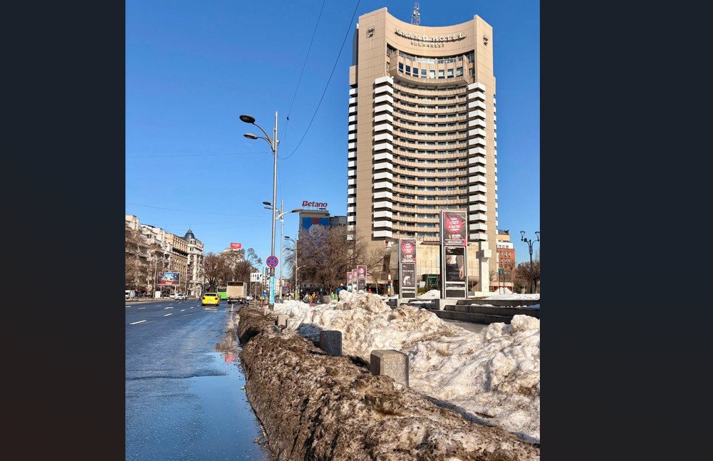 Operatorii de salubrizare din București, amendați cu 760.000 de lei pentru deszăpezire defectuoasă