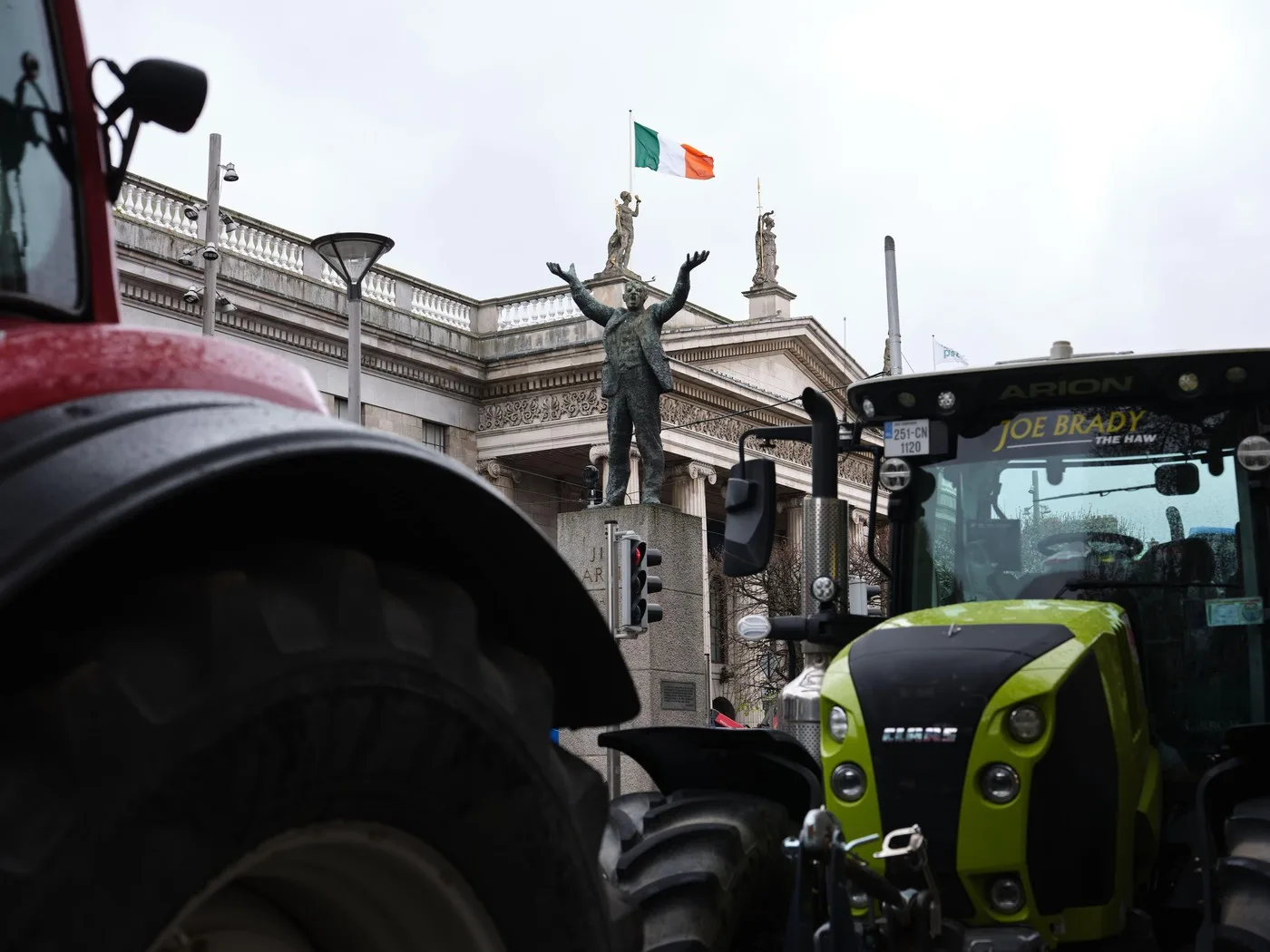 Protestatari pe stradă în Irlanda față de prețurile ridicate la combustibil în 2024