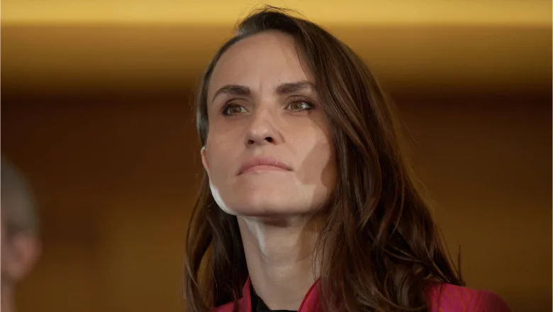 Ministra Oana Țoiu oferă sprijin consular românilor aflați în Orientul Mijlociu