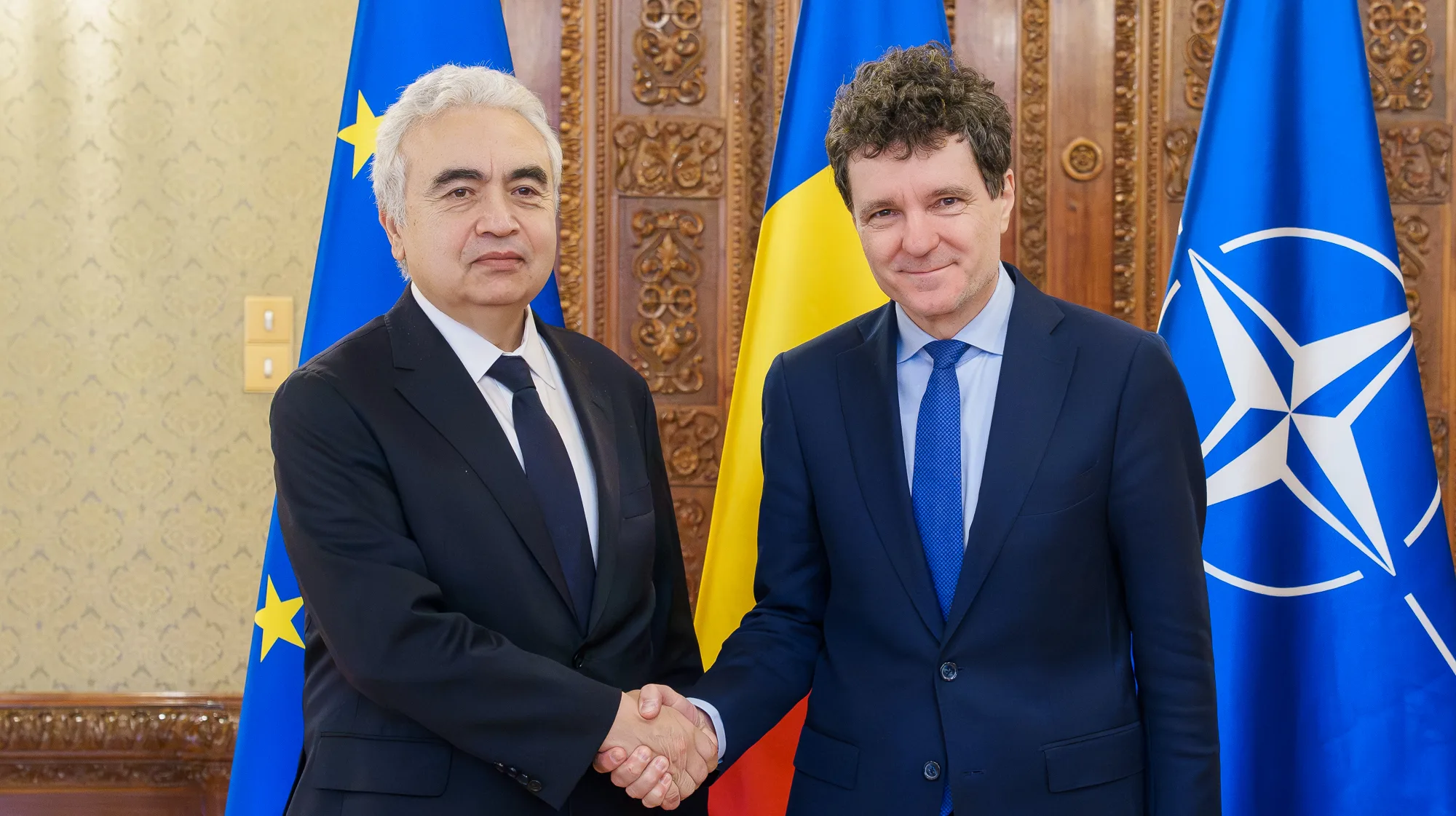 Sediul Agenției Internaționale pentru Energie și simboluri ale sectorului energetic românesc