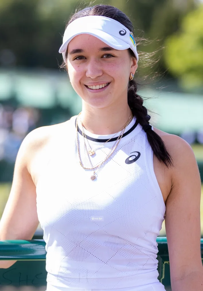 Sorana Cîrstea o întâlnește pe Eva Lys la Roland Garros