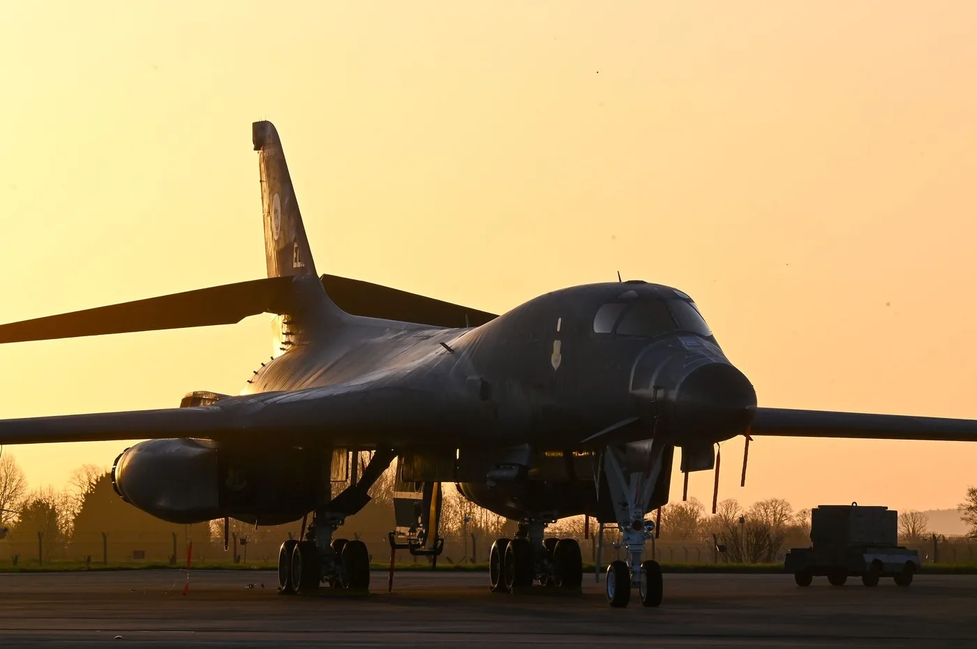 Aeronavă militară americană deasupra unei baze NATO din Spania, conflict internațional