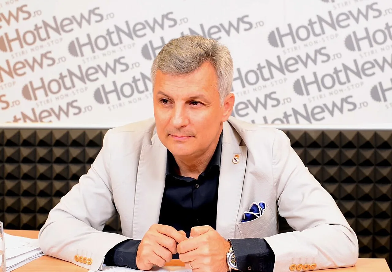 Uniformele școlare obligatorii: miza votului din Senat