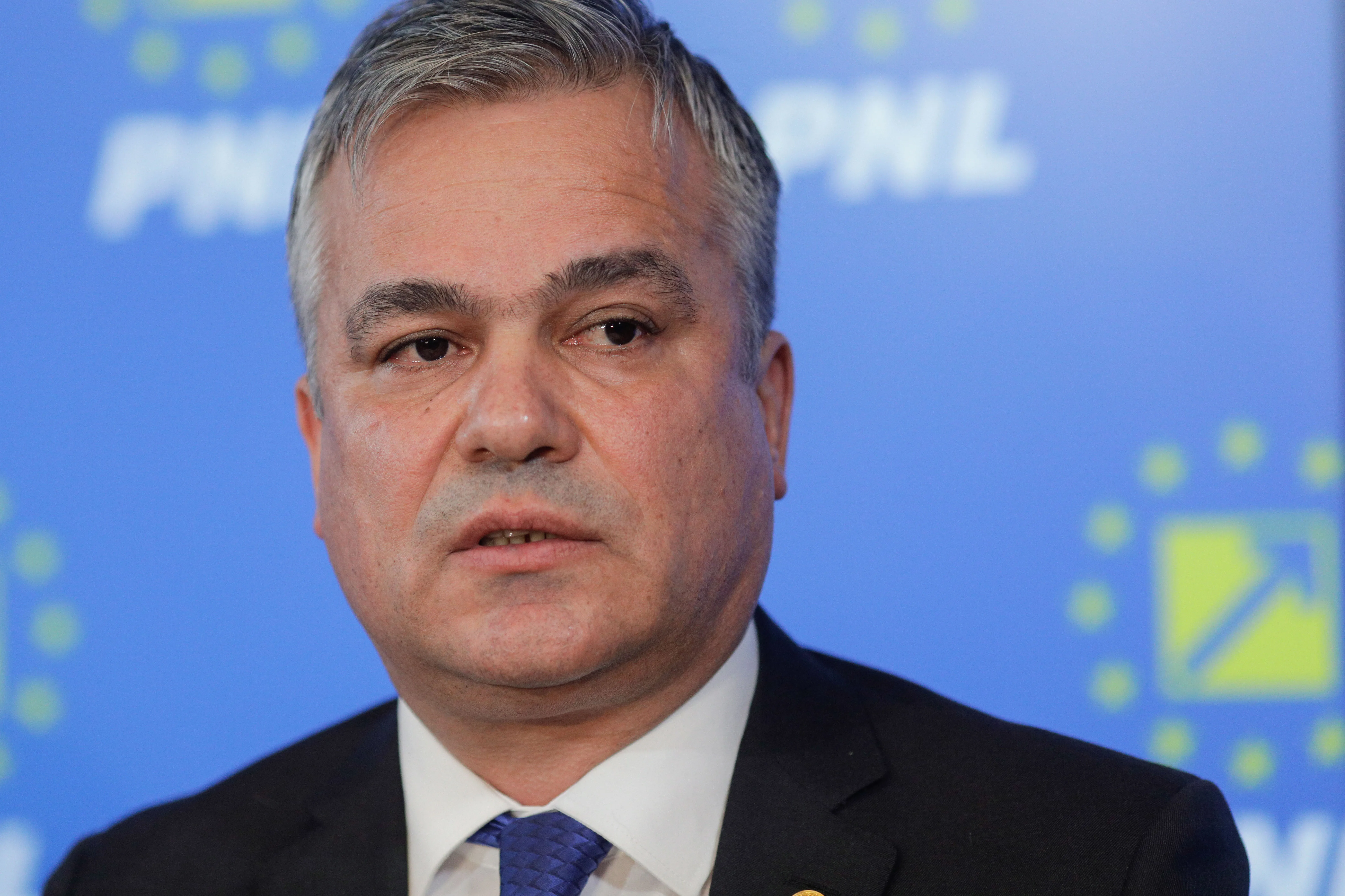 Veștea negociază cu ex-POT și PACE, însoțit de Marian Neacșu