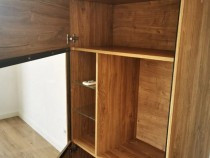 comoda-cu-vitrina-big-0