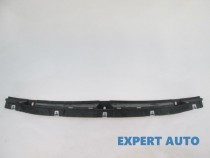 deflector-pietre-bara-fata-in-fata-scutului-bmw-seria-1