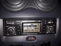 radio-cd-cu-navigatie-mica-auto