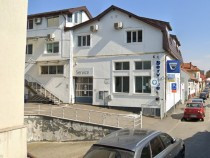 inchiriez-service-auto-echipat-brasov-centru-3500-euroluna