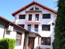 comision-0-casa-deosebita-plus-spatiu-comercial-zona-spital