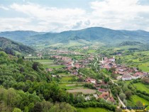 film-casa-traditionala-8500-mp-teren-intravilan-sinca