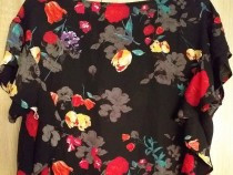 bluza-cu-motive-florale