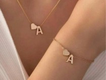 set-lant-si-bratara-cu-pandantive-litera-a-si-inima