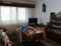 apartament-4-camere-2-bai-zona-tractorul