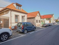 casa-5-camere-renovata-curte-individuala-str-biseri