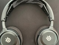 casti-steel-series-arctis-nova-1