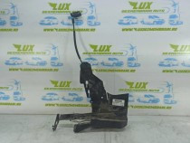 broasca-incuietoare-usa-portiera-dreapta-fata-2s61-a21978-a-ford-fiest